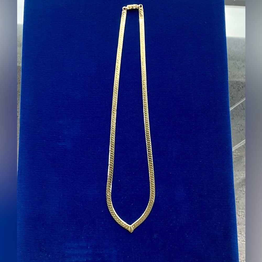 18” Italian 14K Yellow gold necklace.
